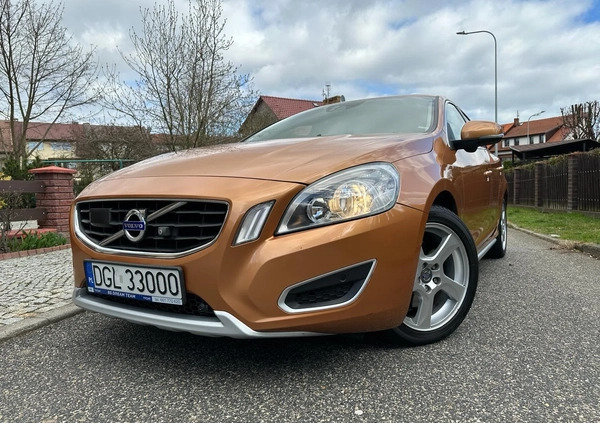 Volvo S60 cena 38500 przebieg: 348000, rok produkcji 2010 z Września małe 172